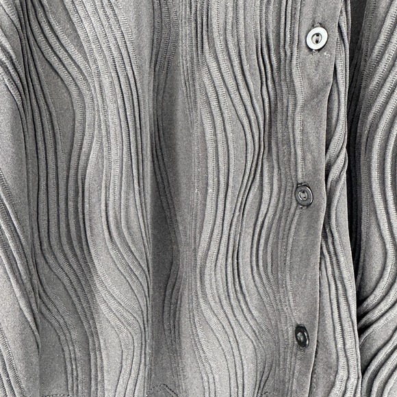 Kaileigh Size Large Black Long sleeve Button Up Shirt Texture‎ Semi Sheer Collar - Picture 4 of 10